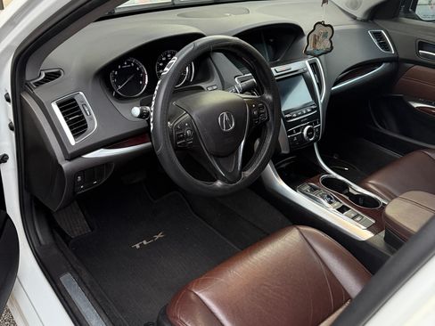 Used 2016 Acura TLX 3.5 Sedan 4D image 12