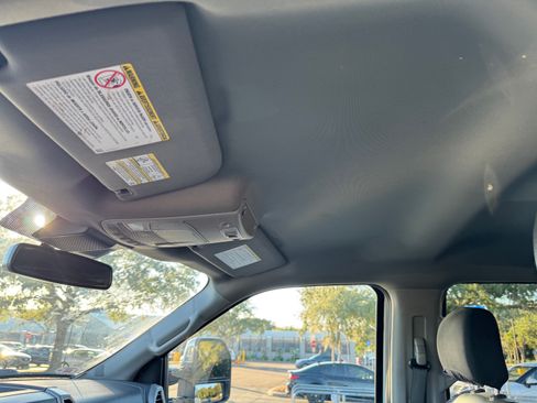 Used 2021 Ford F350 Lariat w/ Chrome Package image 19