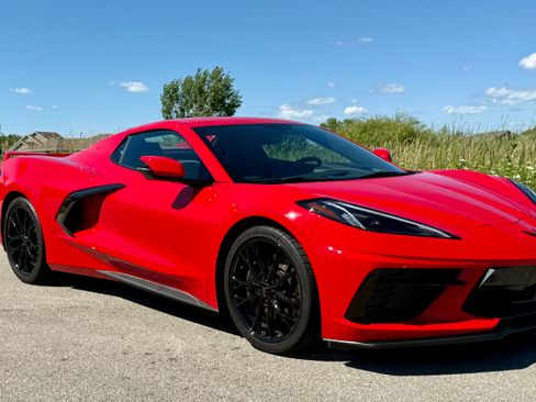 Used 2023 Chevrolet Corvette Stingray Premium Conv w/ Z51 Performance Package RWD image 5