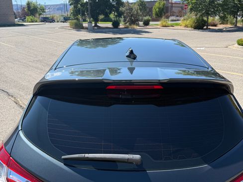 Used 2017 Chevrolet Cruze Premier image 10