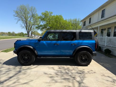 Used 2023 Ford Bronco Wildtrak AWD/4WD image 4