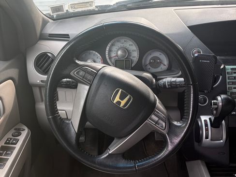 Used 2009 Honda Pilot EX-L image 17