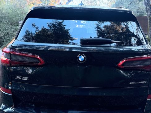 Used 2020 BMW X5 xDrive40i w/ M Sport Package AWD/4WD image 2
