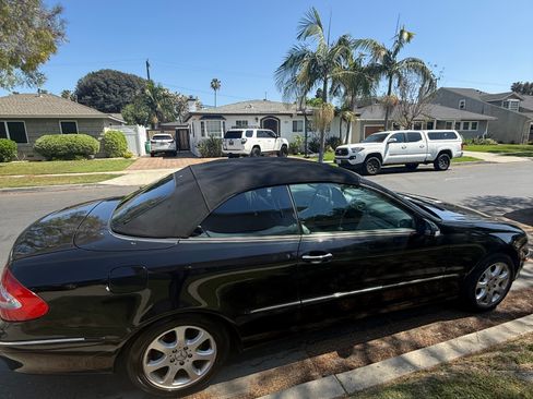 Used 2004 Mercedes-Benz CLK 320 Cabriolet image 12