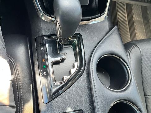 Used 2015 Toyota Avalon Limited image 14