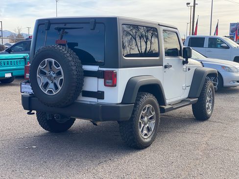 Used 2014 Jeep Wrangler Rubicon image 14