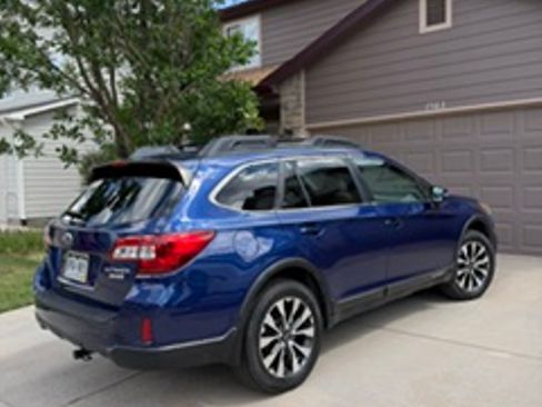 Used 2015 Subaru Outback 2.5i Limited AWD/4WD image 5