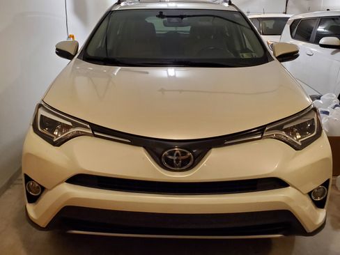 Used 2018 Toyota RAV4 Limited w/ All Weather Liner Package image 1