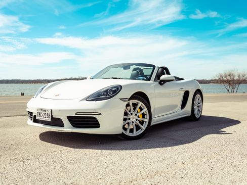 Used 2019 Porsche 718 Boxster image 1