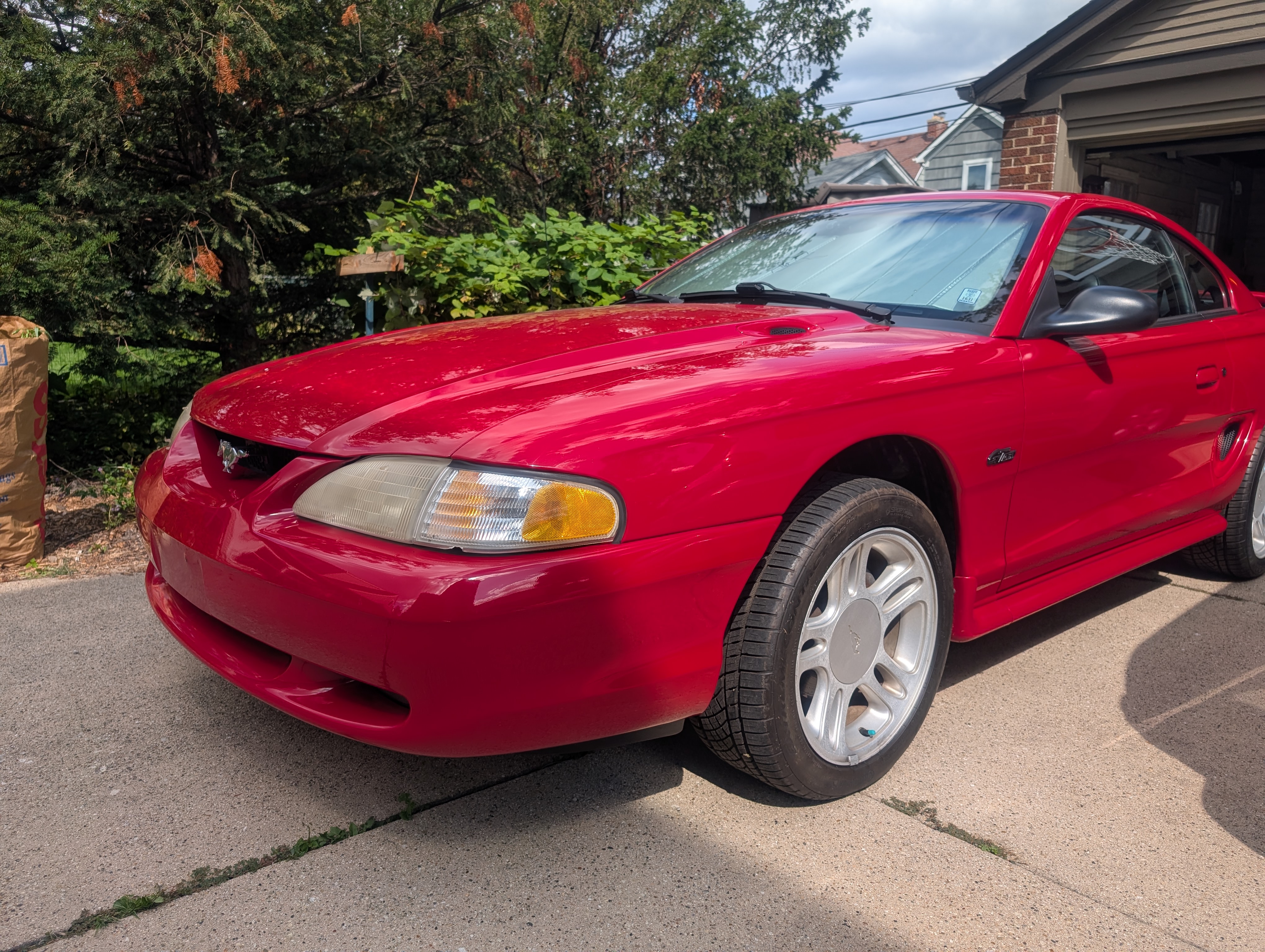 Used 1996 Ford Mustang GT RWD image 1