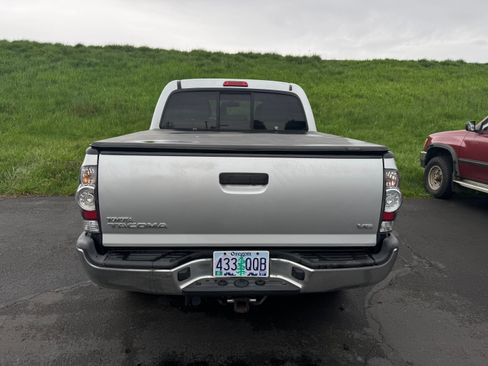 Used 2013 Toyota Tacoma Pickup 4D 5 ft w/ TRD Off-Road Pkg image 8