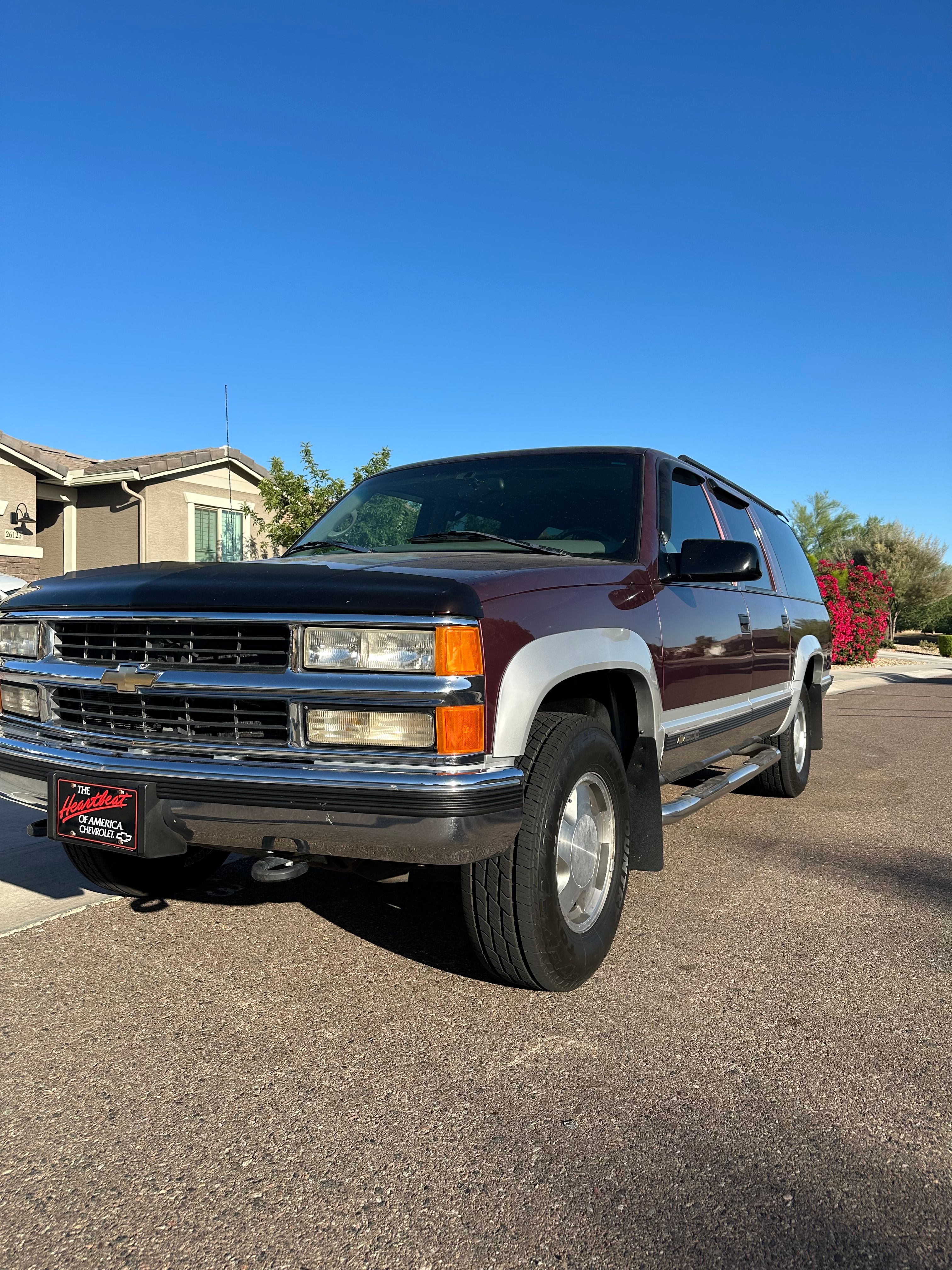 Used 1997 Chevrolet Suburban 4WD w/ Preferred Equipment Group 2 image 5
