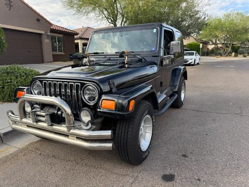 Used 2002 Jeep Wrangler Sahara AWD/4WD image 8