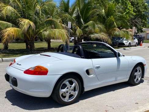 Used 1999 Porsche Boxster RWD image 6
