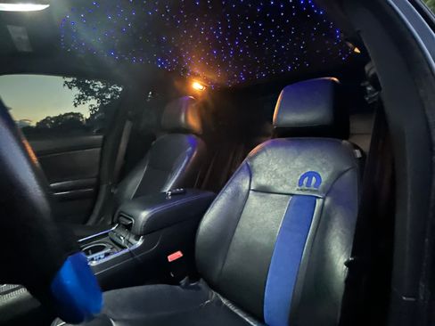 Used 2011 Dodge Charger R/T image 4