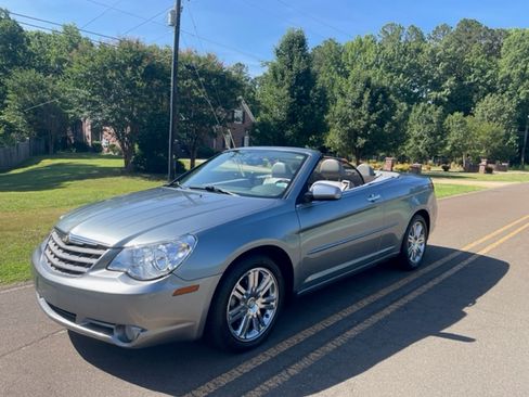 Used 2008 Chrysler Sebring Limited w/ Luxury Group image 1