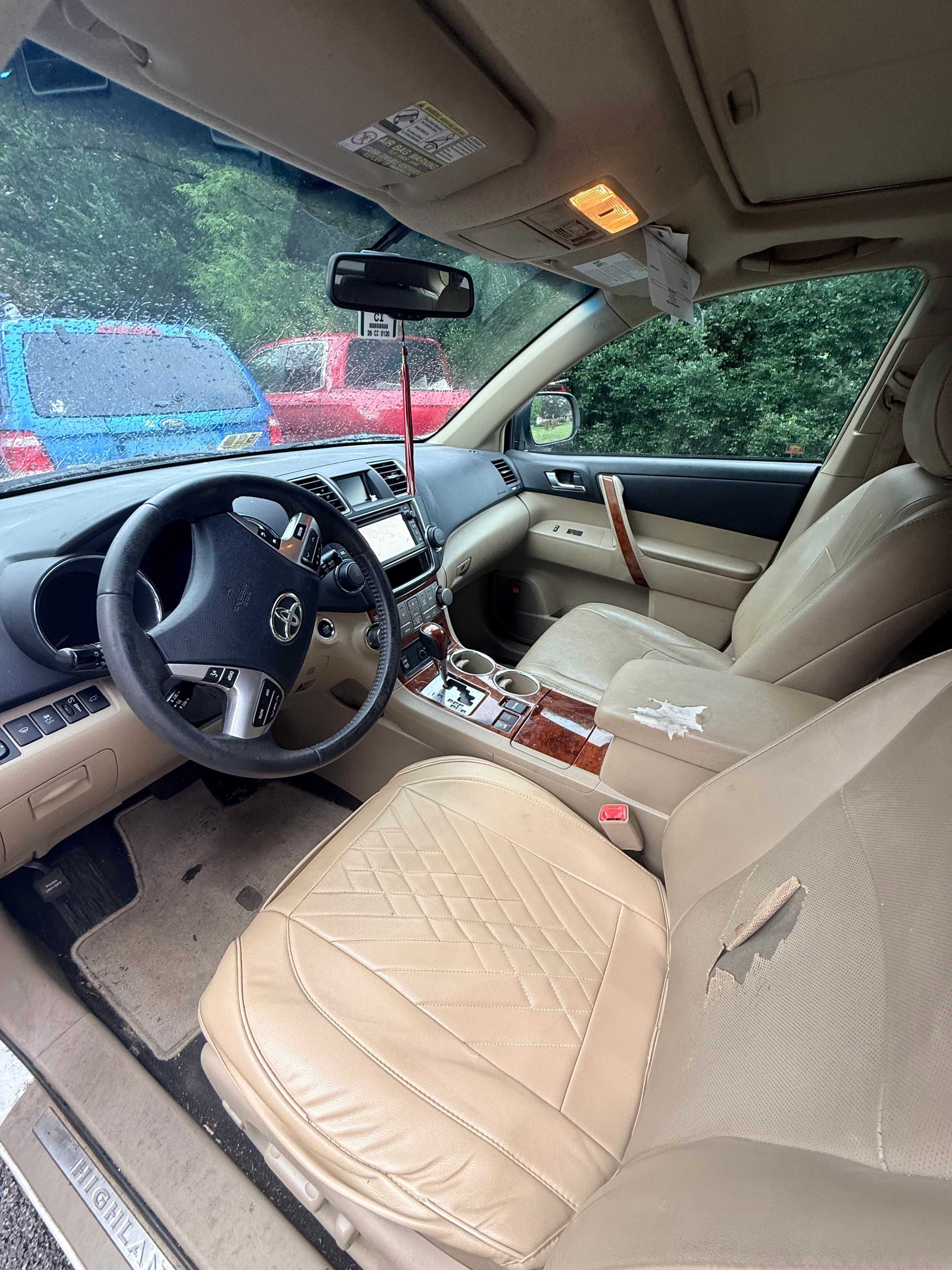 Used 2013 Toyota Highlander Limited AWD/4WD image 6