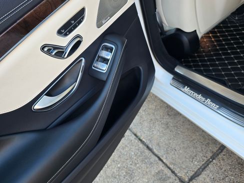Used 2018 Mercedes-Benz S 560 Sedan image 13