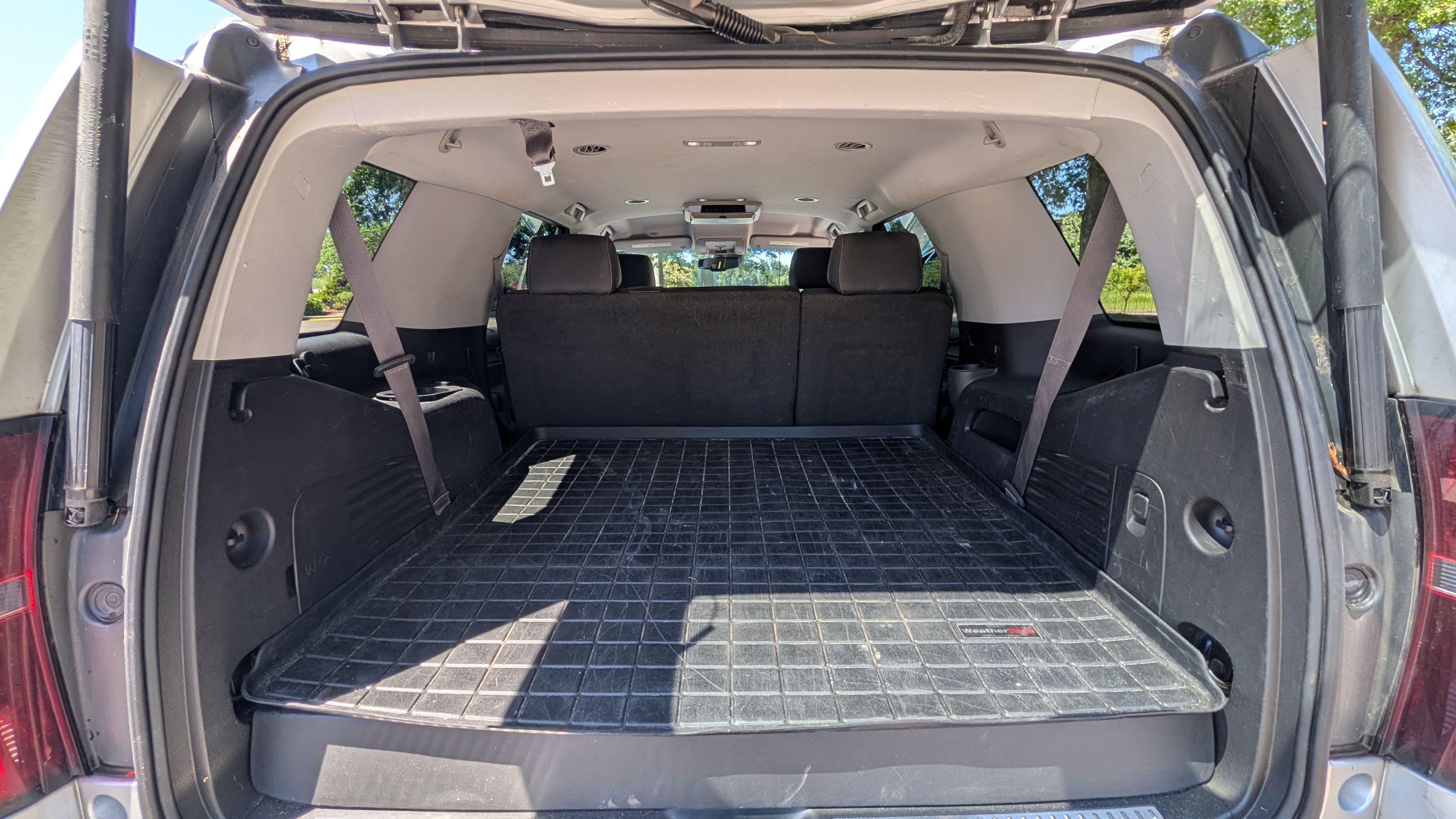 Used 2015 Chevrolet Tahoe LT AWD/4WD image 19