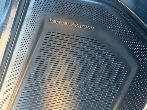 Used 2024 RAM 2500 Limited image 8