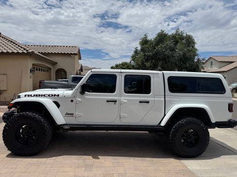 Used 2020 Jeep Gladiator Rubicon w/ Dual Top Group AWD/4WD image 4