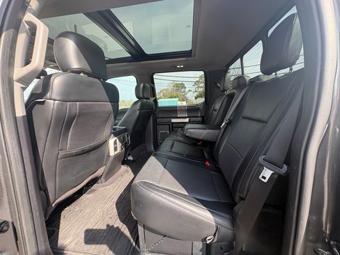 Used 2019 Ford F250 Lariat w/ Lariat Ultimate Package image 19