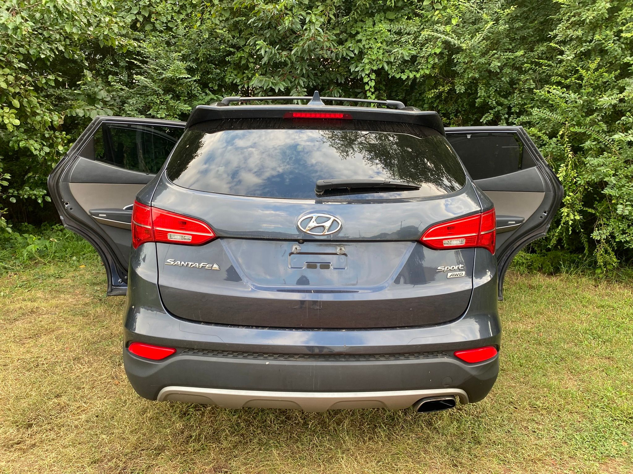 Used 2015 Hyundai Santa Fe Sport w/ Option Group 03 AWD/4WD image 13