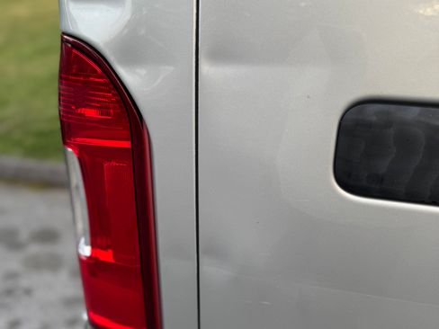 Used 2015 Nissan NV 3500 SL w/ Technology Package image 16