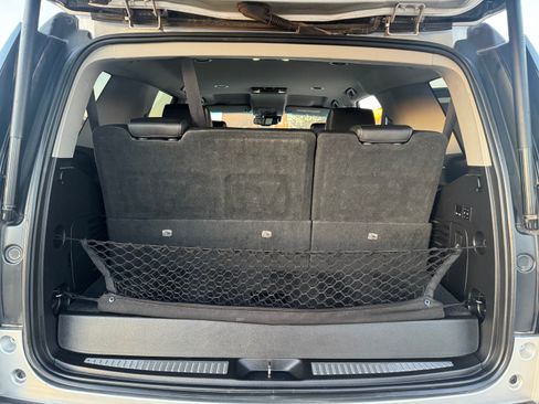 Used 2018 GMC Yukon SLT w/ Premium Edition image 8