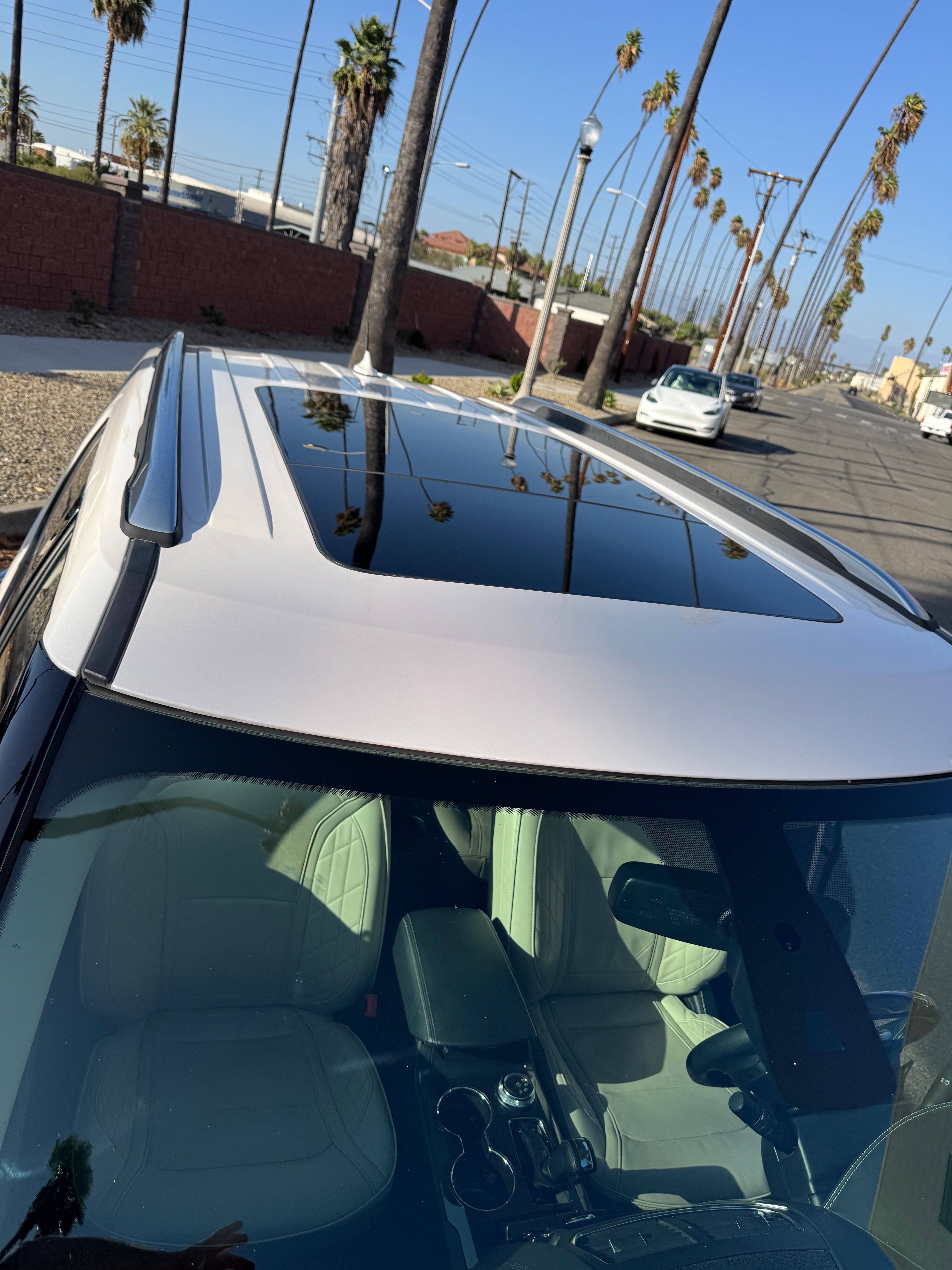 Used 2018 Ford Explorer Platinum AWD/4WD image 24