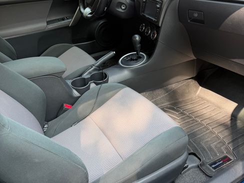 Used 2015 Scion tC FWD image 12