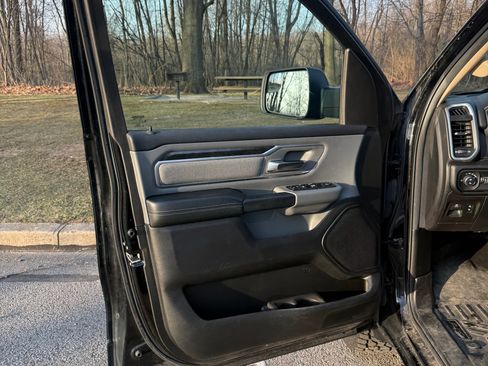 Used 2019 RAM 1500 Big Horn image 13