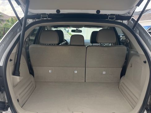 Used 2013 Lincoln MKX FWD w/ Class II Trailer Tow Pkg image 6