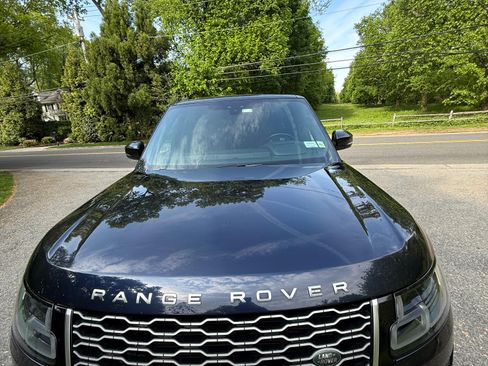 Used 2019 Land Rover Range Rover Long Wheelbase Supercharged AWD/4WD image 10
