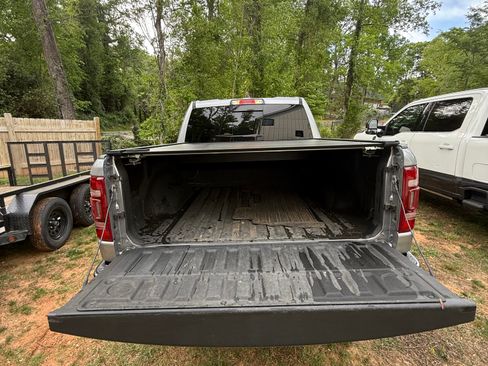 Used 2023 RAM 1500 Laramie image 26