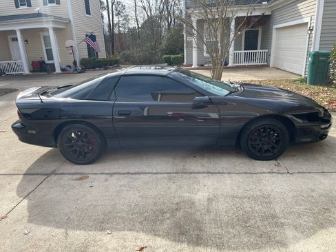 Used 1998 Chevrolet Camaro Z28 w/ Preferred Equipment Group 2 image 1