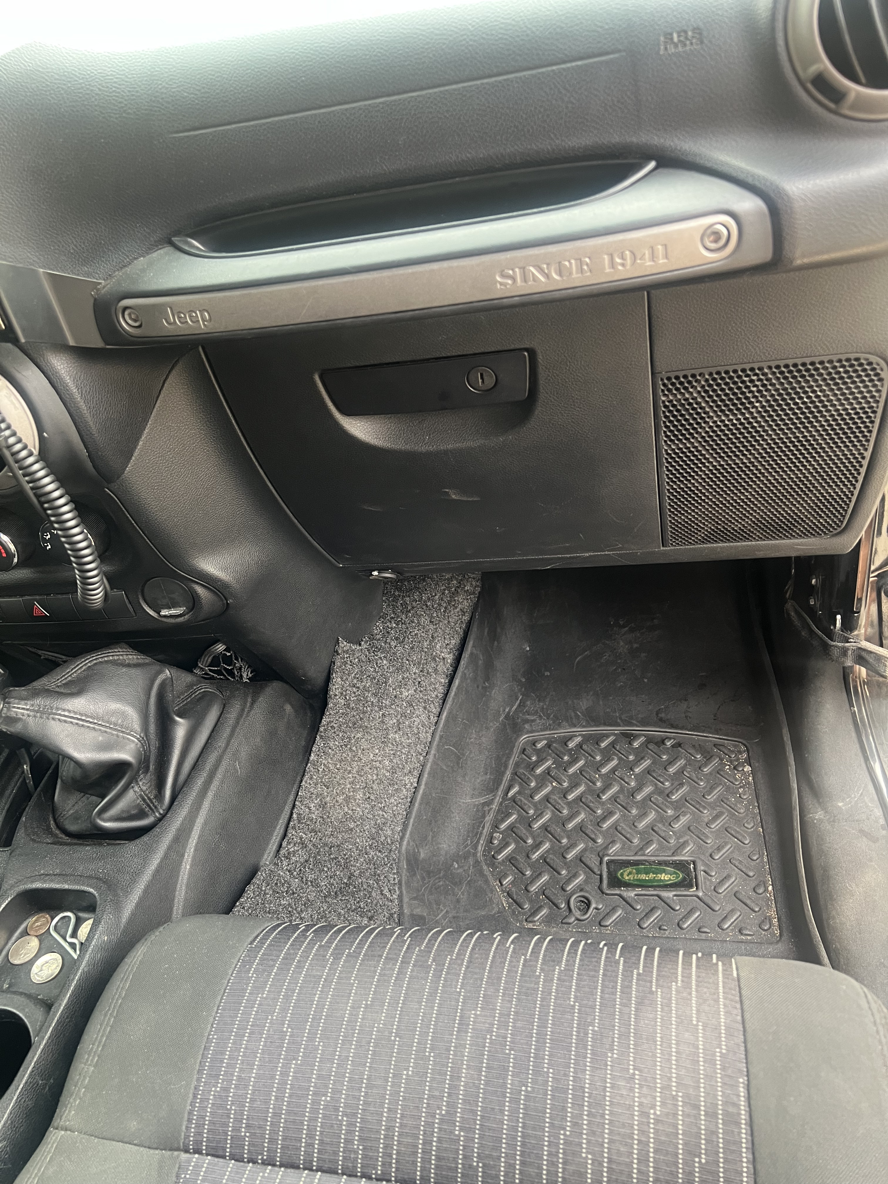 Used 2012 Jeep Wrangler Unlimited Sport AWD/4WD image 11