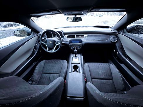 Used 2013 Chevrolet Camaro LS image 13