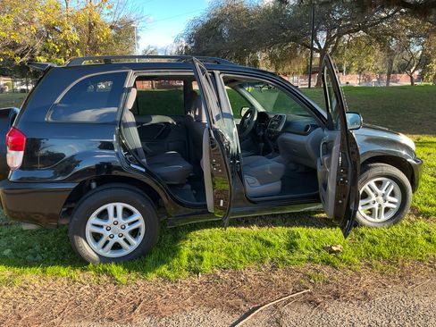 Used 2002 Toyota RAV4 2WD image 5