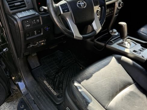 Used 2013 Toyota 4Runner Limited AWD/4WD image 12