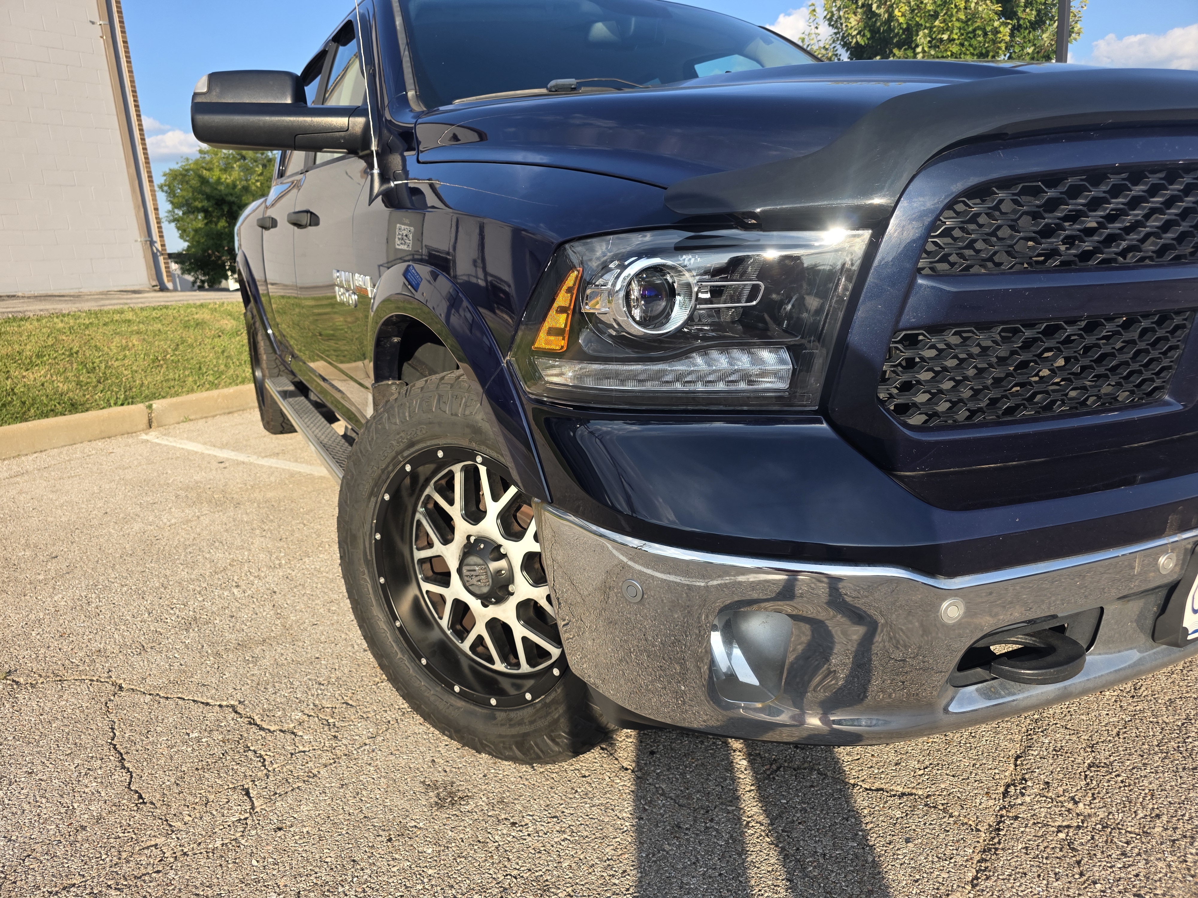 Used 2015 RAM 1500 Outdoorsman AWD/4WD image 2