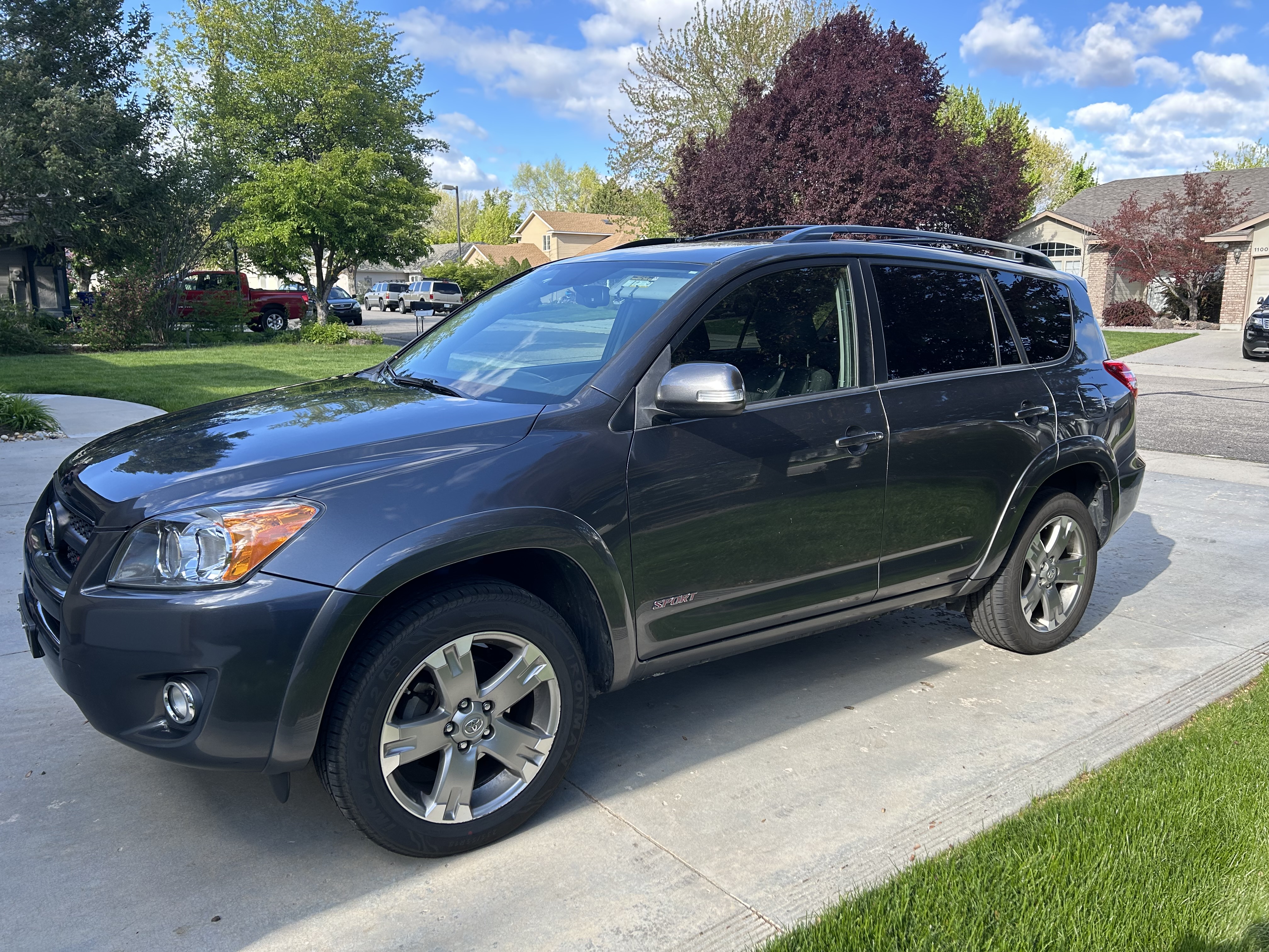 Used 2009 Toyota RAV4 Sport AWD/4WD image 1