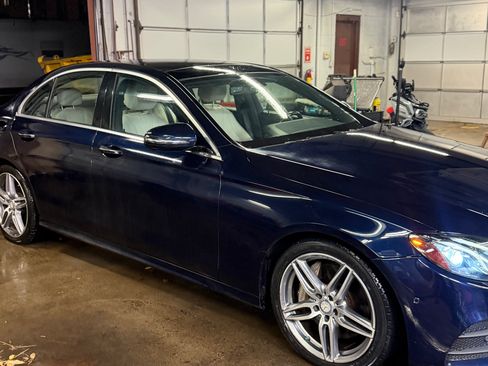 Used 2017 Mercedes-Benz E 300 image 5