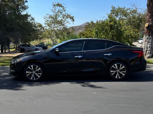 Used 2017 Nissan Maxima 3.5 SL FWD image 2