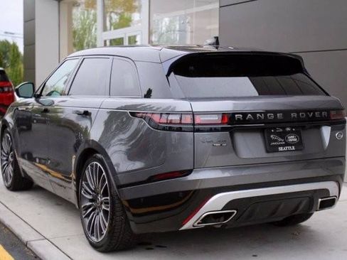 Used 2018 Land Rover Range Rover Velar image 4