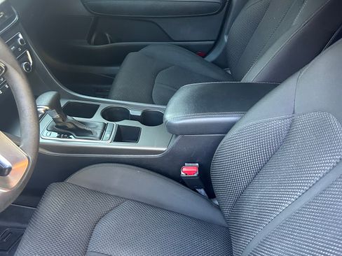 Used 2020 Kia Optima LX image 6