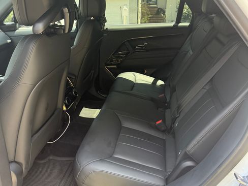Used 2024 Land Rover Range Rover Sport Dynamic SE AWD/4WD image 14