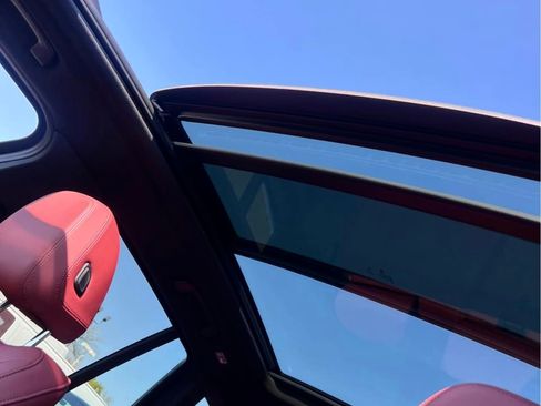 Used 2022 BMW X3 xDrive30i w/ Premium Package image 2