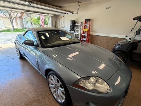 Used 2007 Jaguar XK Convertible RWD image 2