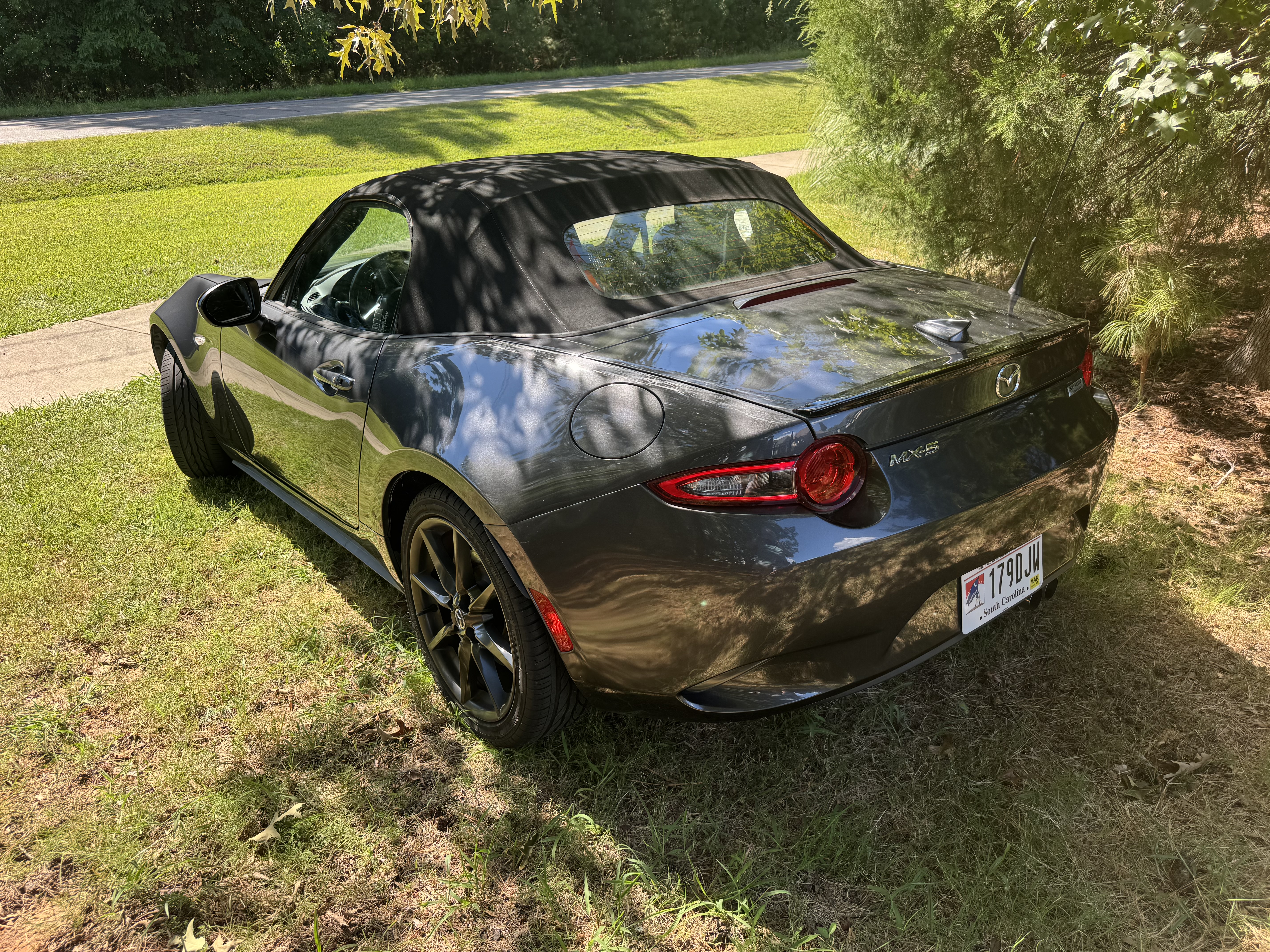 Used 2016 MAZDA MX-5 Miata Club RWD image 6